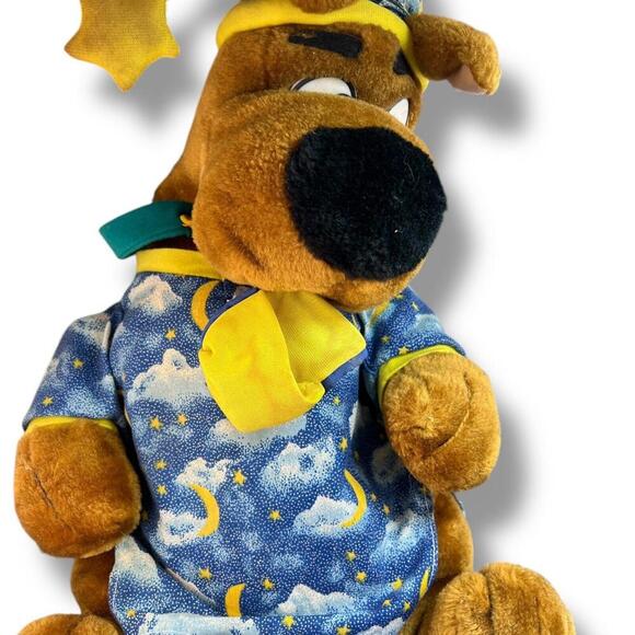 Vintage 1998 Cartoon Network Scooby Doo In Pajamas  Plush - Picture 3 of 7